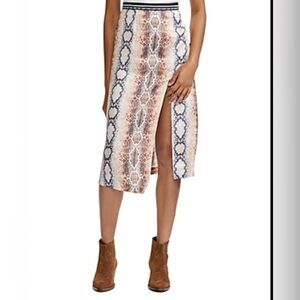 Maje womens midi skirt XS animal print front slit EUC
